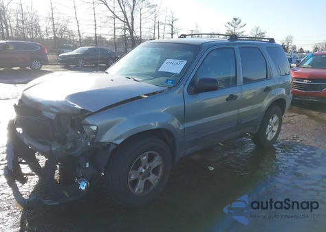 2005 Ford Escape Xlt from USA, damaged, VIN 1FMYU93185KA31942